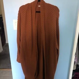 Woman within sweater. Size 5X (38/40).